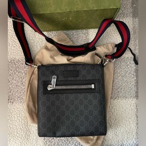 Used Gucci GG Black Small Messenger Bag